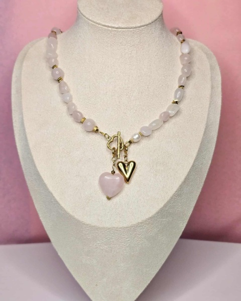 Naszyjnik „Czułość” – kwarc różowy